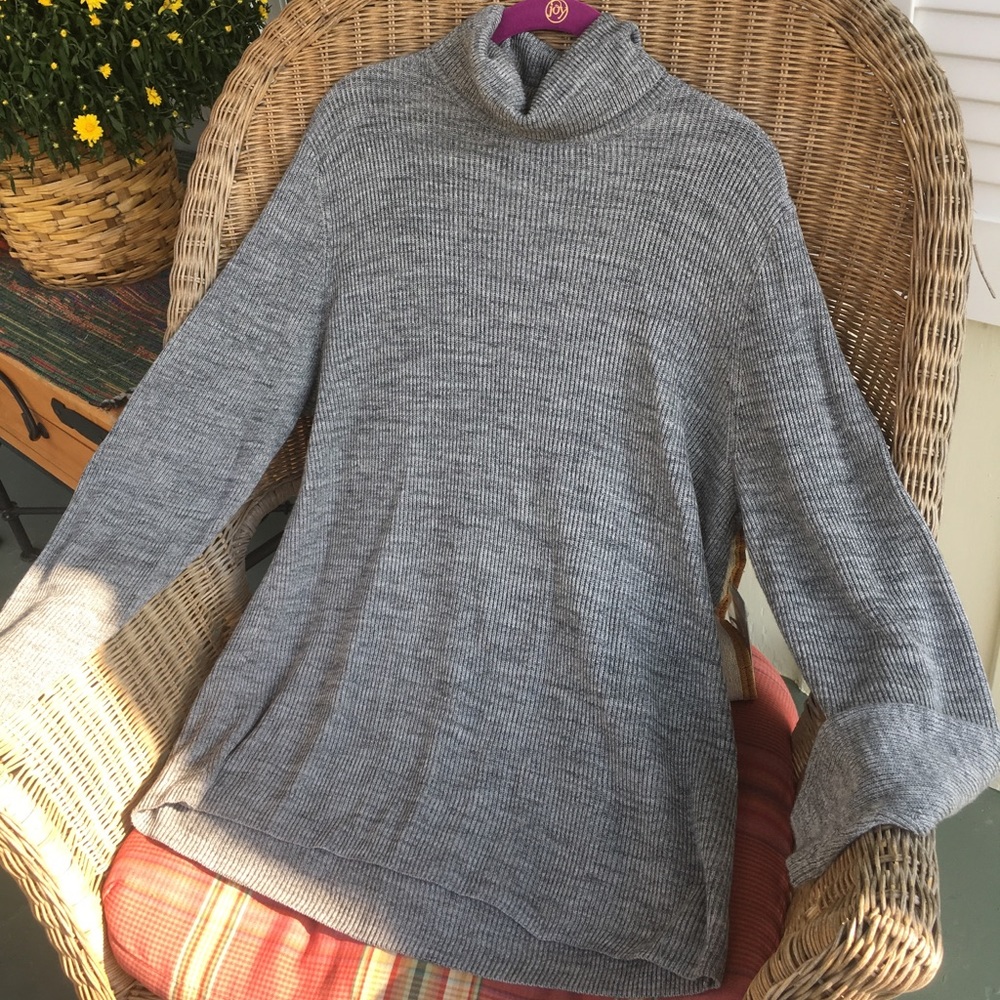 Ladies Sweater